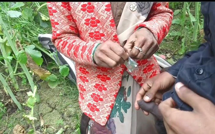 Sumang studio: Malkin Khet Ghumne Gaye Thi Tab Majdur Ne Condom Laga...