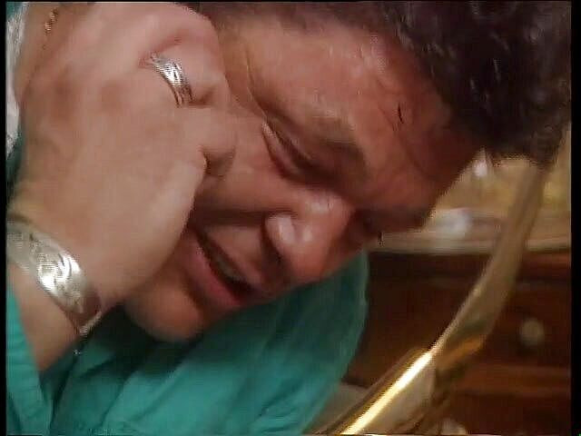 My porn family: 恩知らずの義理の娘(フルポルノ映画)