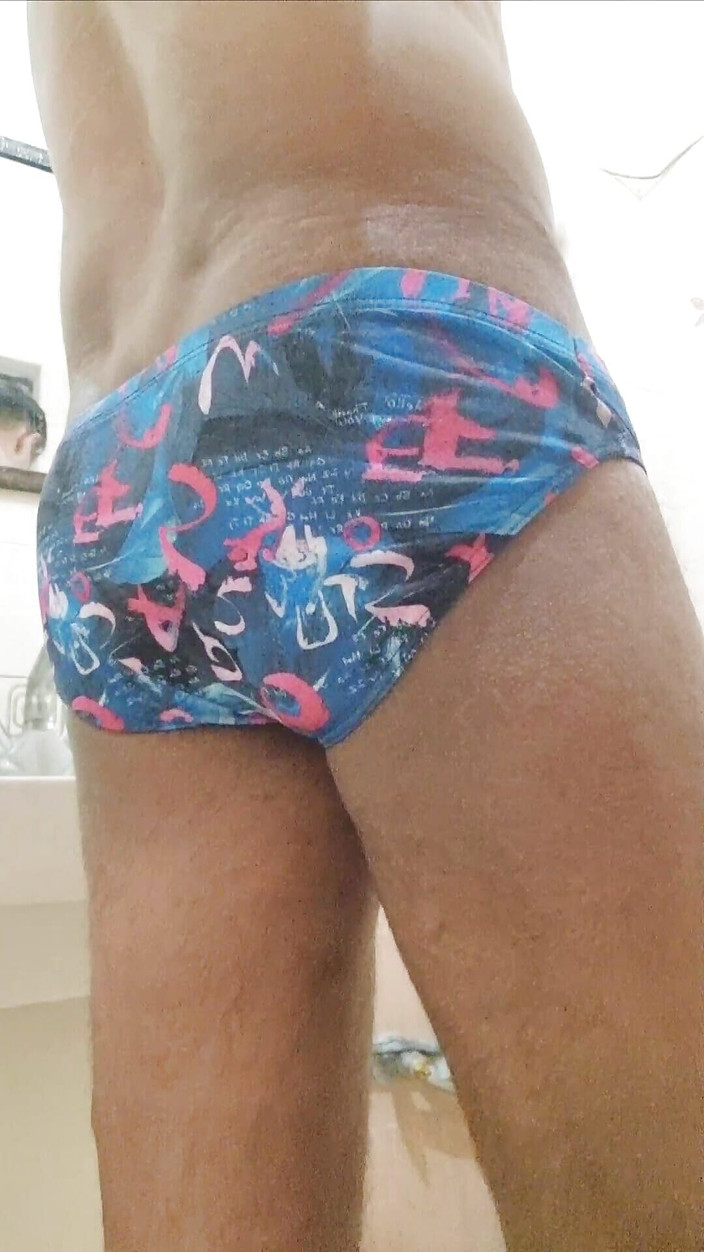 rruh_2024: 내 큰 흑인 자지로 자위하는 새로운 방법