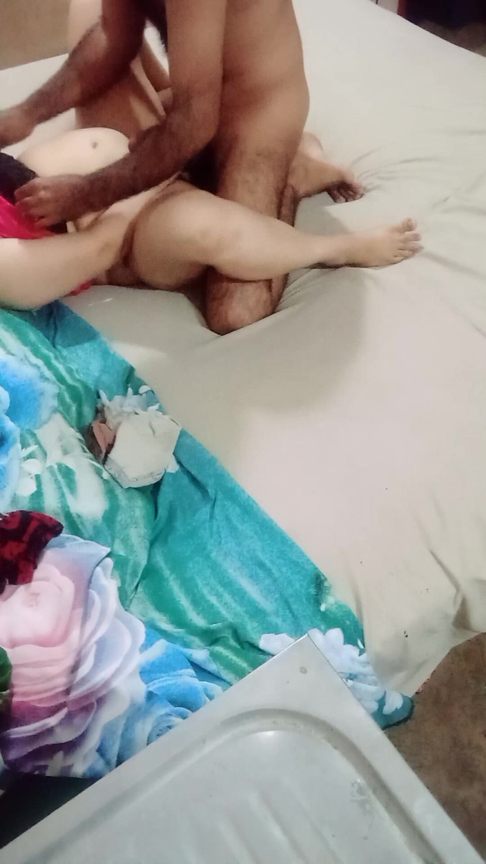 Yasmeen: Cine vrea să-i părăsească pe soția care este o curvă?