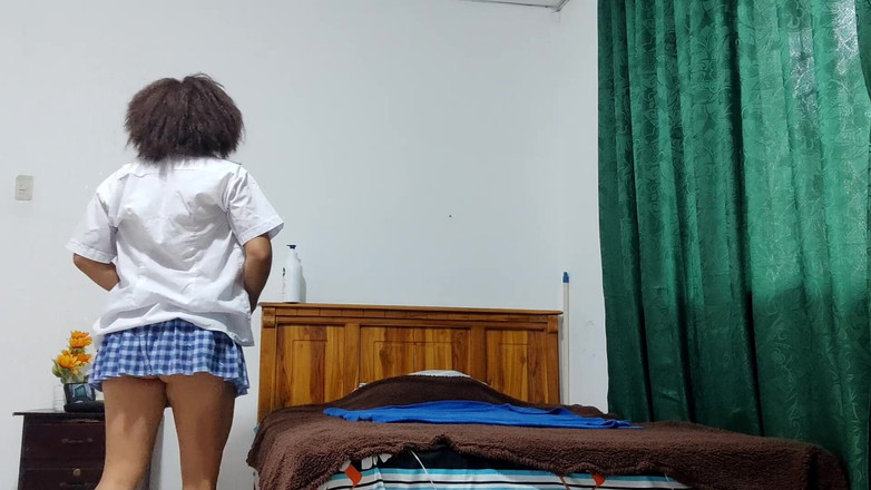 NEGRITA SEXY: Porno studențesc flirt !! Este o țâțoasă entuziastă pasionată de filmare de...