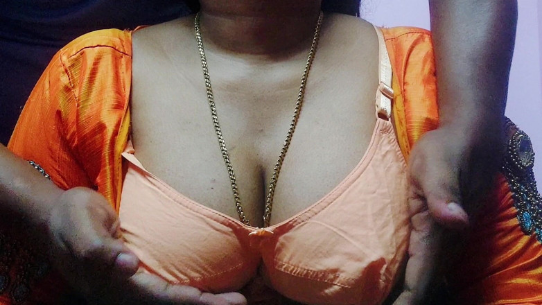 Desi Mohini: Eccitante insegnante vero sesso con studenti padre