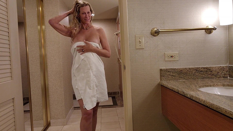 JessRyan: 팬클럽을 위한 호텔 샤워 누드 티저