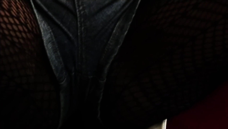 The Goddess Simone: Worship my ass in jeans