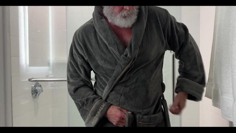 MrJamesYork: 바토르 밤 목욕 가운, Pt. 1