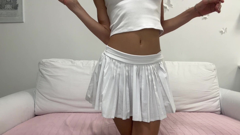 Gina Gerson: Webcam Solo Dance