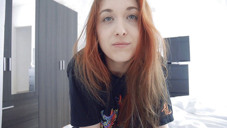 Madelaine_Rousset: 射在你继妹的嘴里