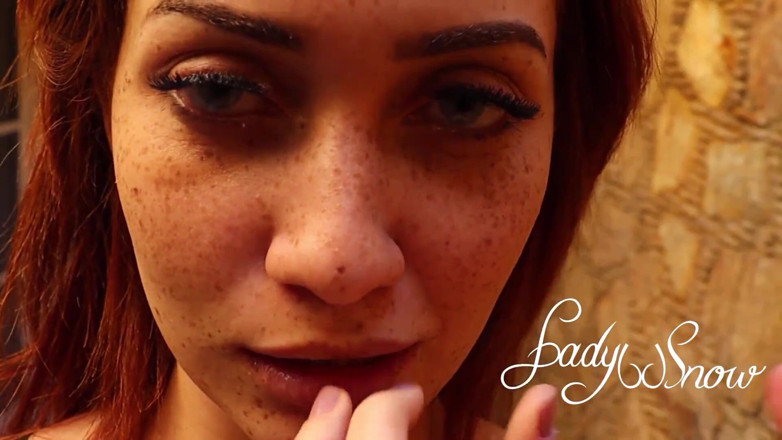Lady Snow Brasil: Baba menghisap batang suami saya dan kemudian saya mengongkeknya dengan...