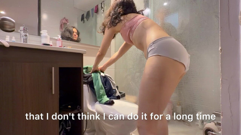 scarlettandc: Hraní si s naší sexy panenkou