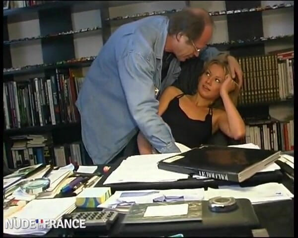 La France a Poil: Pretty blonde teen studying French gets sodomized and facialized in 3way