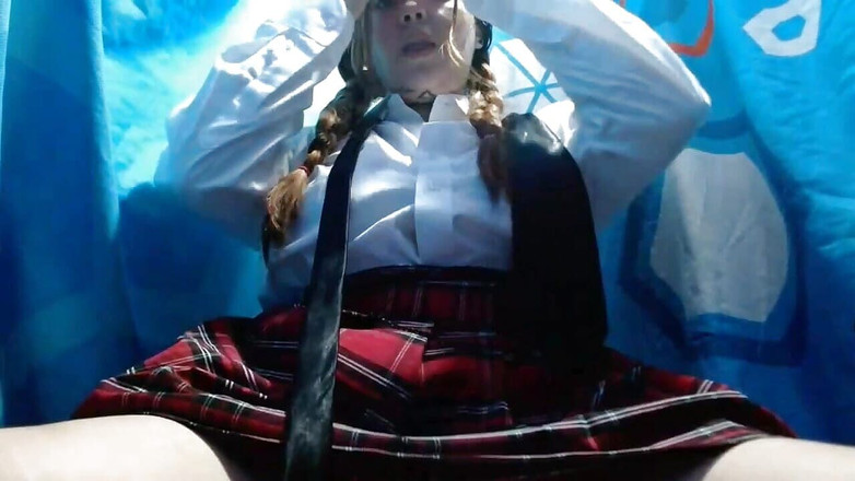 Dalyla: 女大学生拖欠