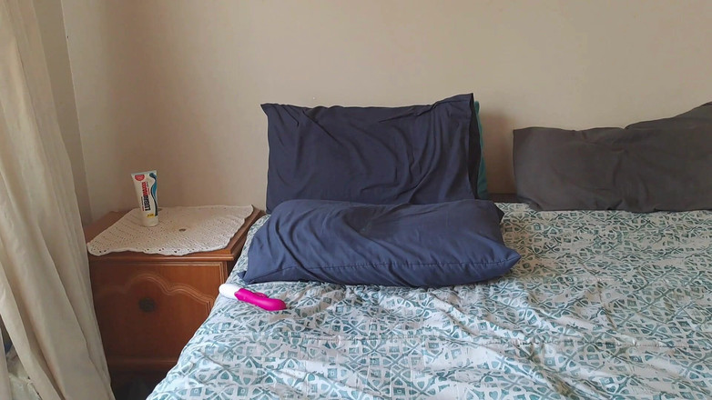 Exotic Tracy: Gimiendo como una puta mientras me folla ¡Suegra en la habitación...