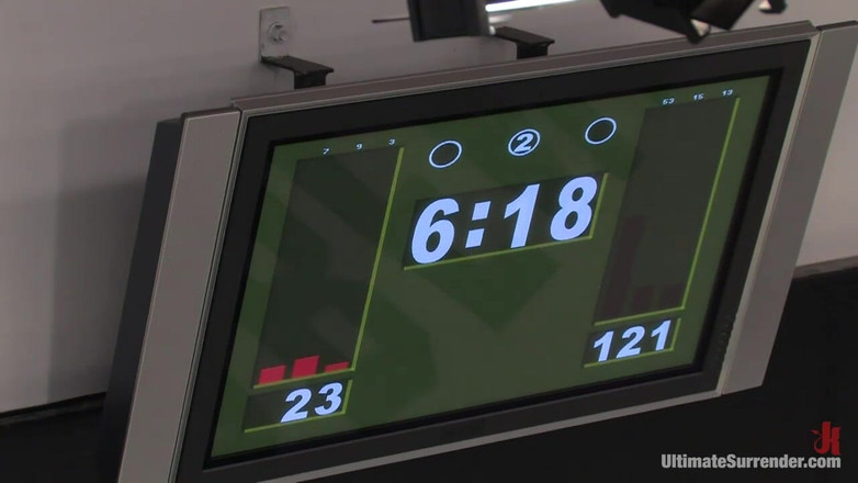 Ultimate surrender by Kink: Calico "the Kitten" (0-0) vs Sinn "the Natural" Sage (0-1)