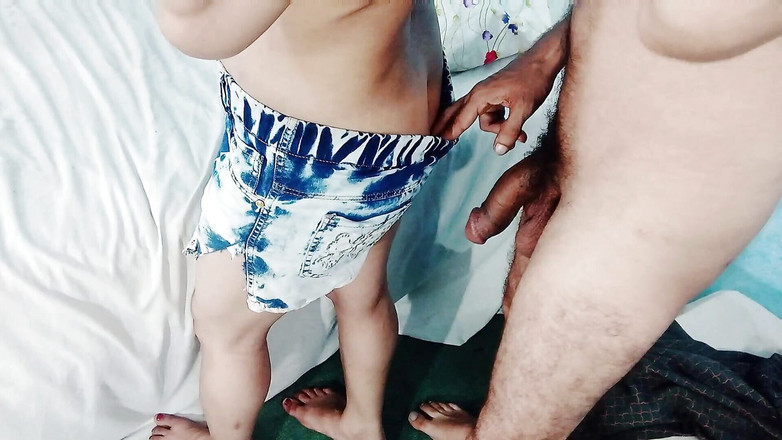 Netu: Une Indienne à gros cul se fait baiser en levrette, chudai...