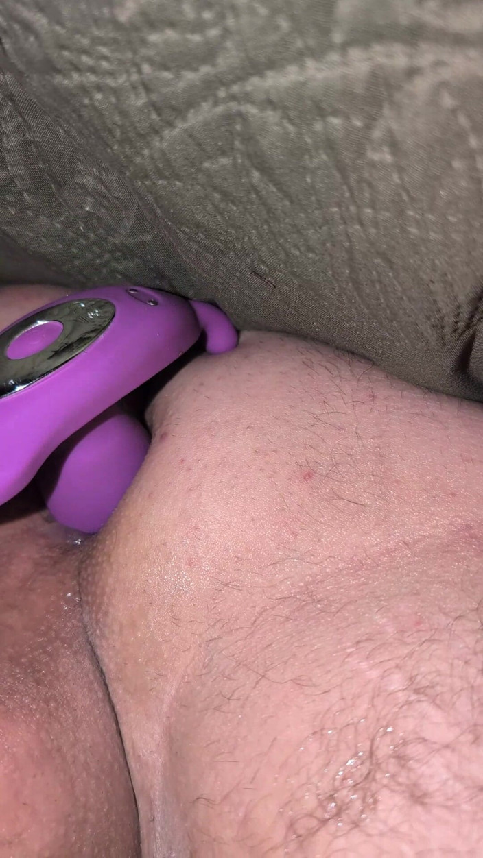 Satinv: Dildo in My Ass