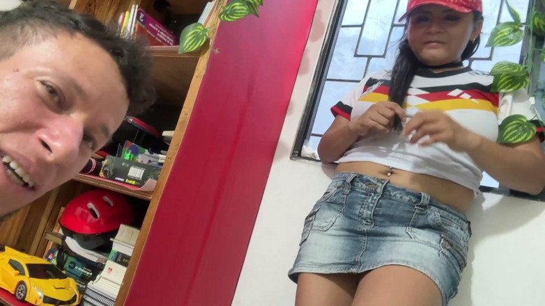 NEGRITA SEXY: พวกเขาเจอกันในสวนสาธารณะและไปที่ไหนสักแห่งด้วยกันเพื่อทําความรู้จักกันให้ดีขึ้น
