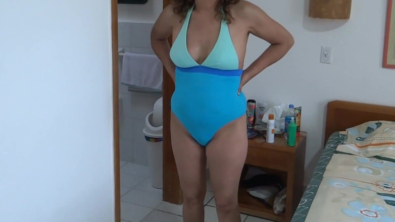 Ardientes69: Перед выходом на пляж, чтобы похвастаться и сделать члены твердыми, я мастурбирует, отличный оргазм