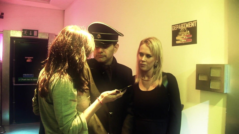 Hot Sex Party: Hungry Bitches Get Fucked by a Hunk in an Elevator