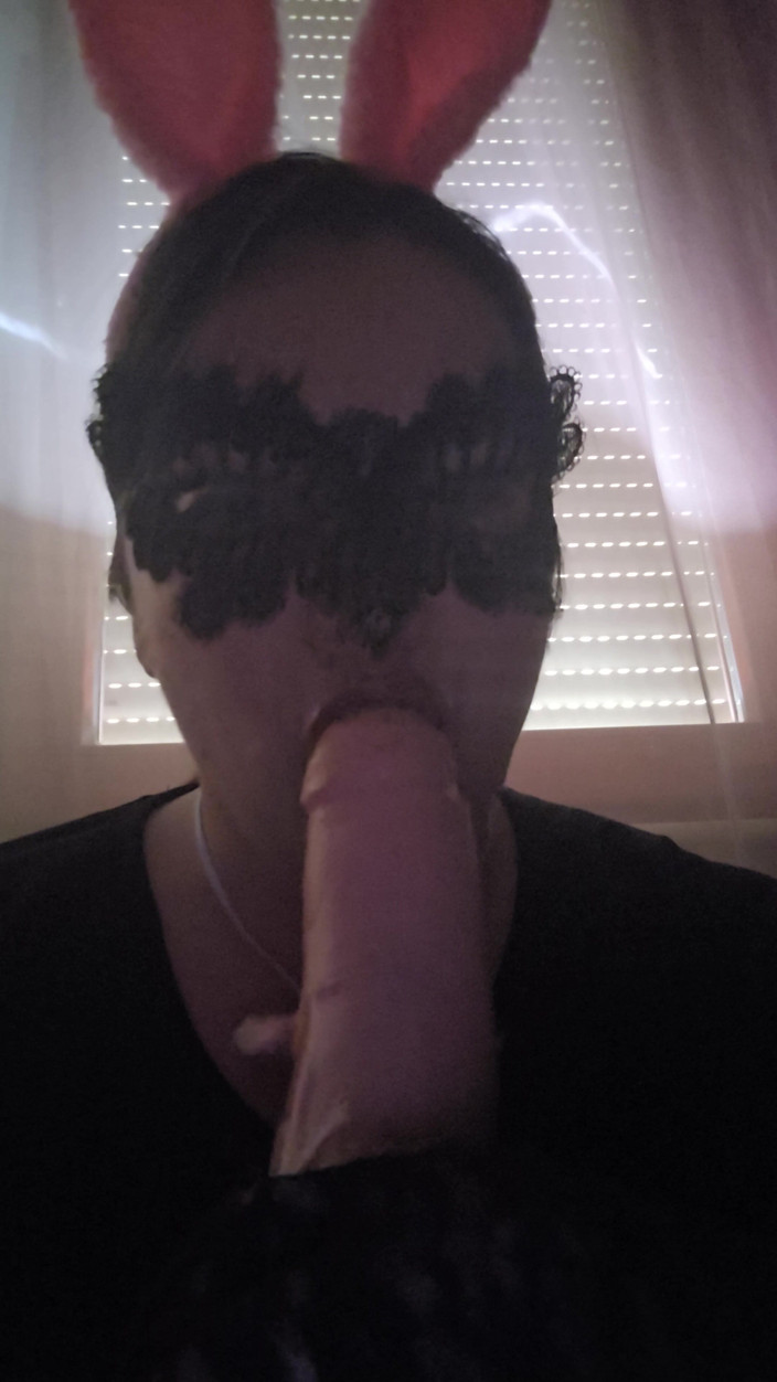 Sexybutterfly123: Oral, Masturbation, Dildo