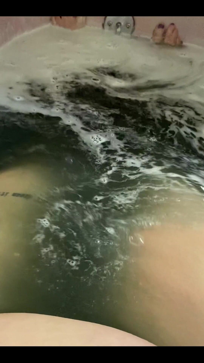 Sara Star: The Best Bath Ever (fizzy)