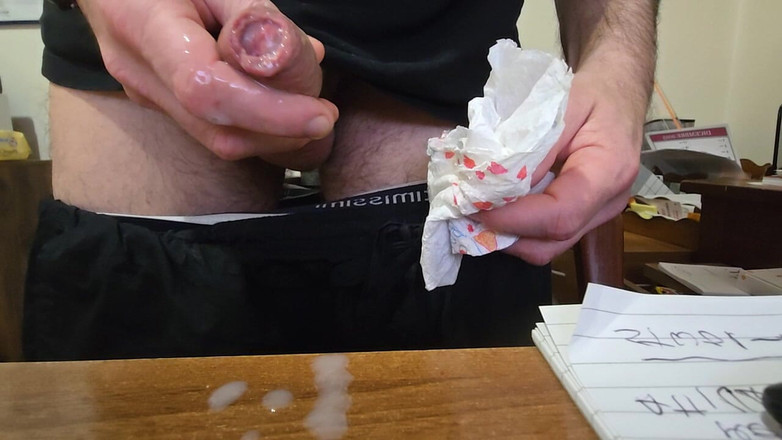 Jordance: सुंदर रोमन मुर्गा कार्यालय में झटके देता है और बहुत कुछ सहता है