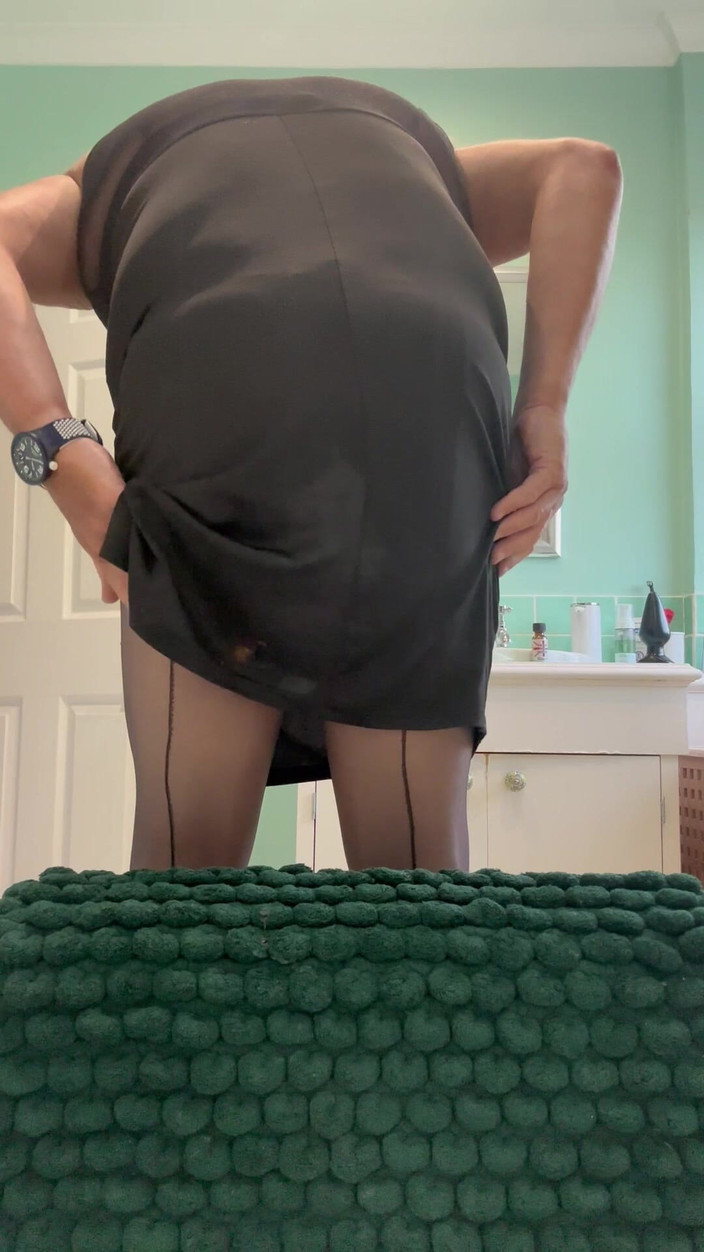 Shinylegs: Cavalcando una grande bottiglia