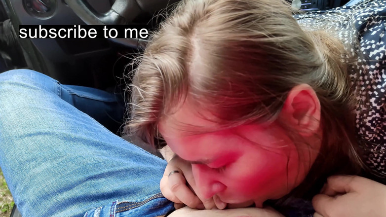 Godsgifts1: Adik tiri memberikan abang tiri blowjob pertamanya di dalam kereta...