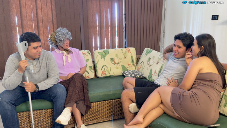 PronoiaMey: Visita Inaspettata E Finisco per Scopare Il Nonno Davanti Al...