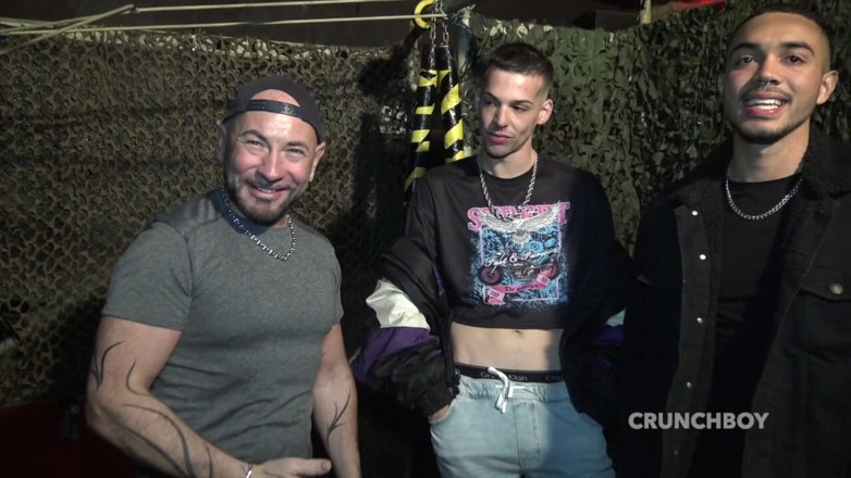Young French dudes with big cocks: Pelacur twink disetubuhi mentah-mentah oleh Alex Russo