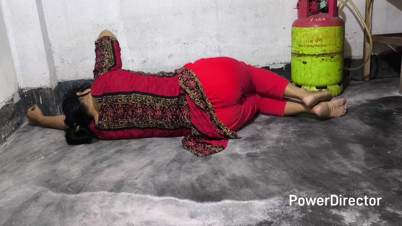 SAFI TV: Saya memegang makcik saya dan mengongkeknya di pantat