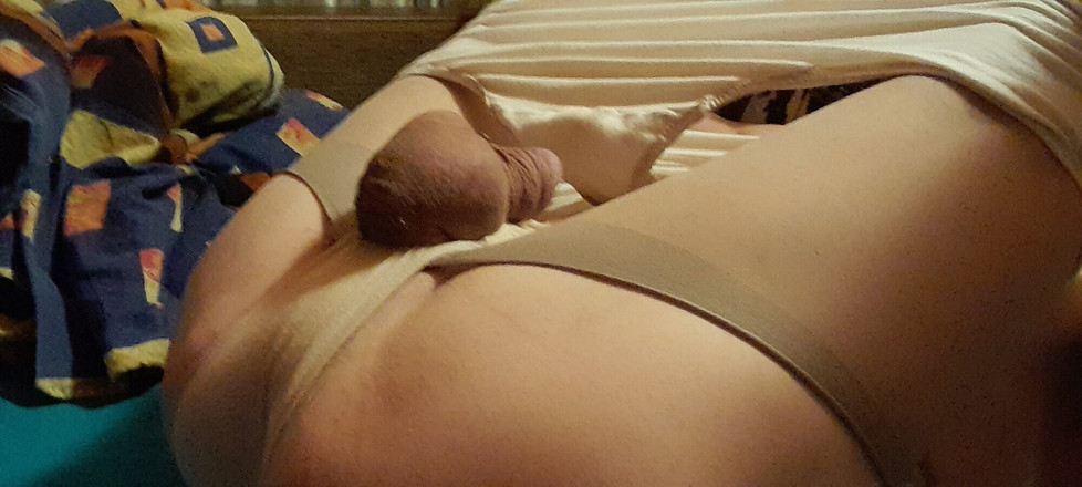 vadimsbor: Nelle mie mutandine sporche