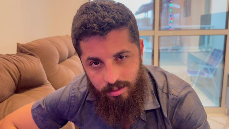 Rope Hunter: POV: Din fångenskapsmästare tog med gåvor så att jag kan...