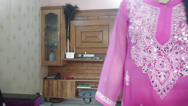 Saarabhabhi6: Bapa mertua India mengongkek menantu perempuannya dengan sangat keras