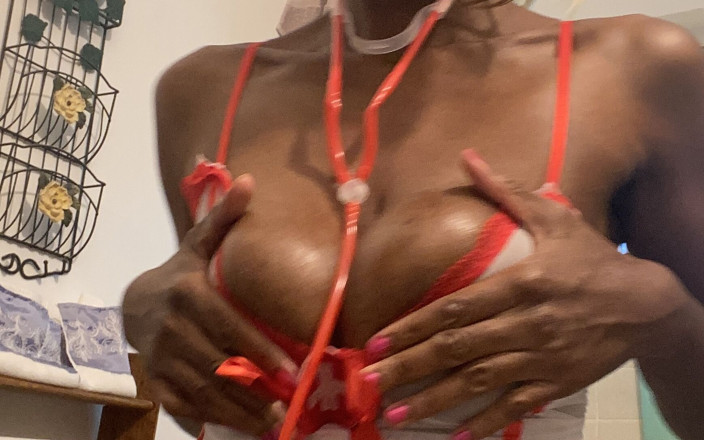 Tatiannasweets: Titty Tuesday La Mia Scollatura Si È Fatto Il Cazzo E...