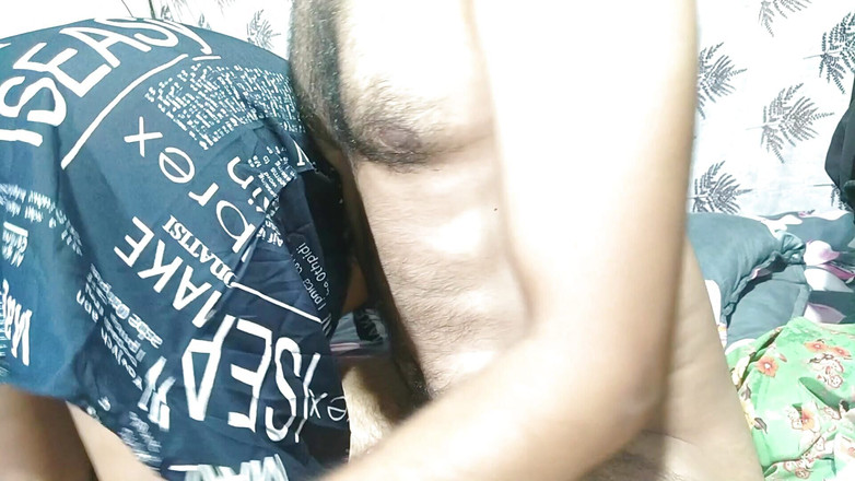 Rakul008: Saxy Bhabhi手淫和性交