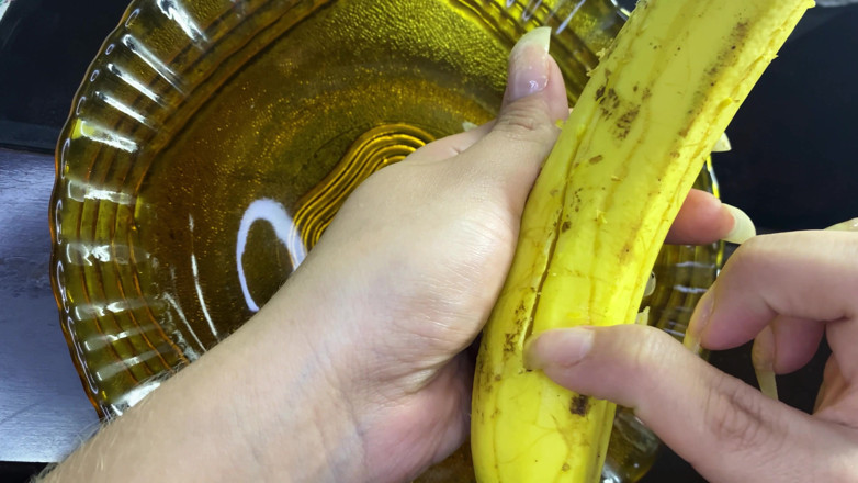 Goddess Li: Long Natural Nails and Banana