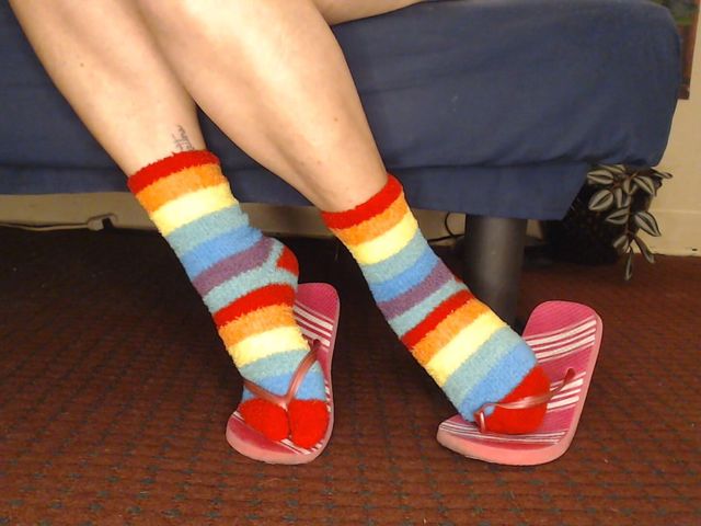 Fuzzy Socks in Pink Flip Flops (TLC 1992)