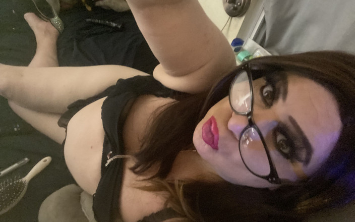 Krissy Sweets: क्रॉसड्रेसर क्रिसी स्वीट्स सेक्सी गंदी बात संकलन