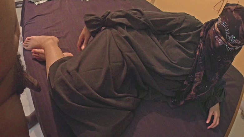 Hope Love: Ev boşken bir arkadaşının karısıyla evinde aldatıyor