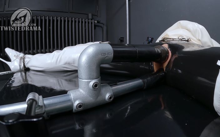 Twistedrama: Убежище для Hornies
