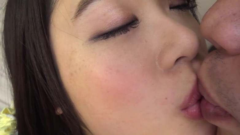 Caribbeancom: Cute Japanese teen with nice body satisfy her fucker with...