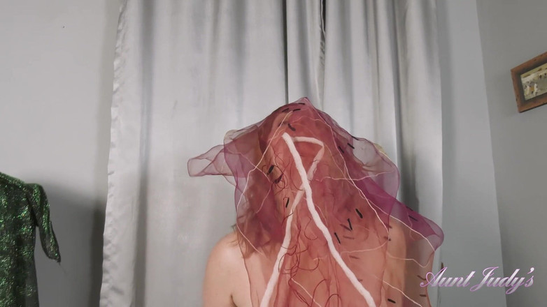 Aunt Judy's: AuntJudys - valeria si tante seksi dengan memek berbulu 45 tahun lagi...