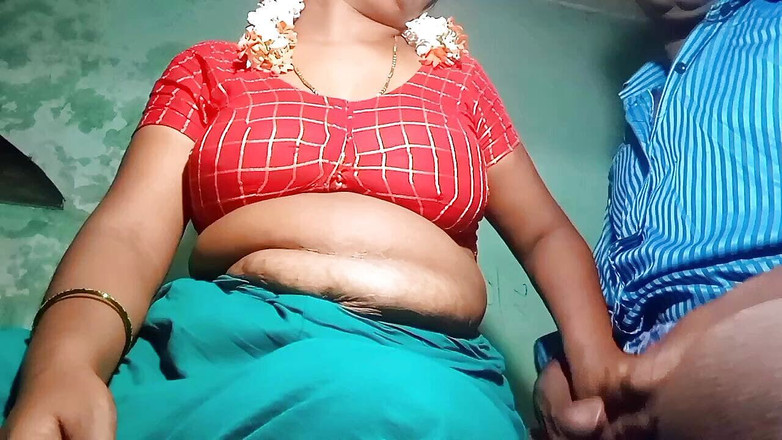 Priyanka314: Priyanka - mătușă porno cu al doilea soț