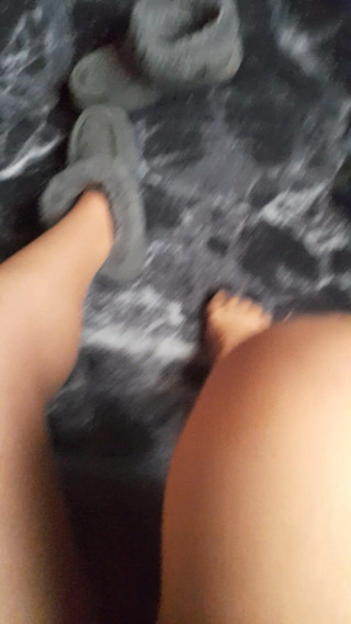 Japski: Kaki saya yang baru dicukur.