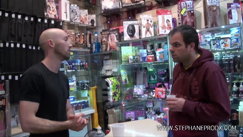 Stephprodx: Prisca S’amuse Avec Stephane Prodx Dans Un Sexshop