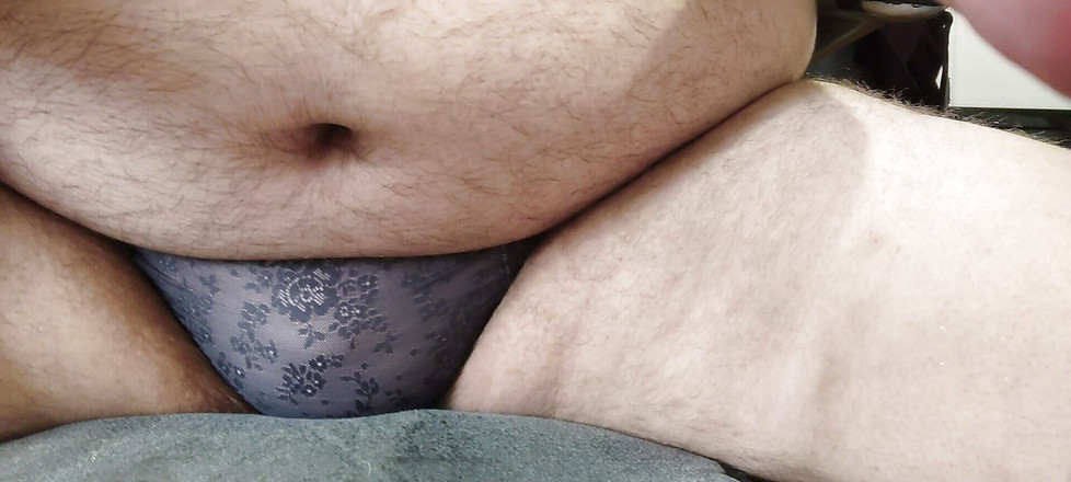 Alessa Doll Lover: Je me branle dans ma nouvelle culotte Anita !