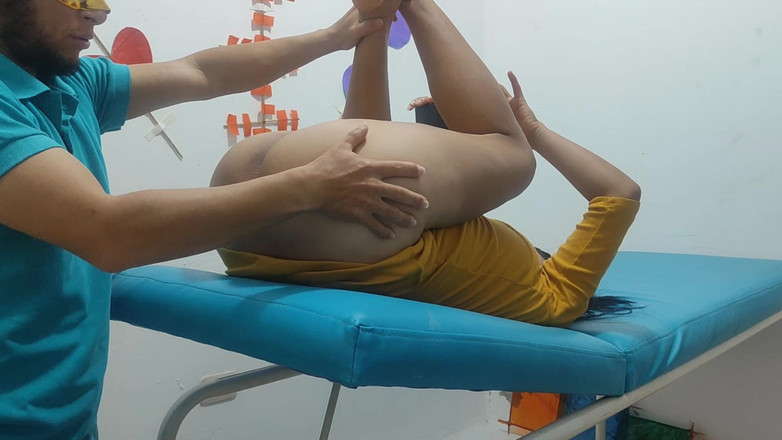 NEGRITA SEXY: Un hippie mi ha fatto un massaggio e gli ho...