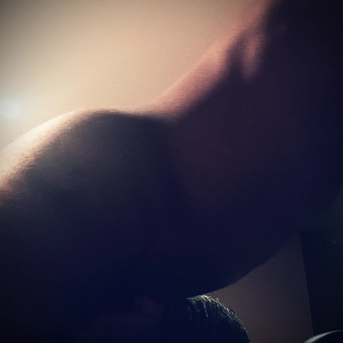 Kinglucero and nahinawahine: Schau zu, wie ich ihr gesicht ficke, sie kann den...