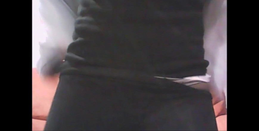 savannahamatoriale: Můj soused mi poslal fotky jeho penisu: Řeknu mu, co si...