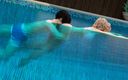 The BenJojo: La bella MILF, si gode il sole, la sua piscina,...